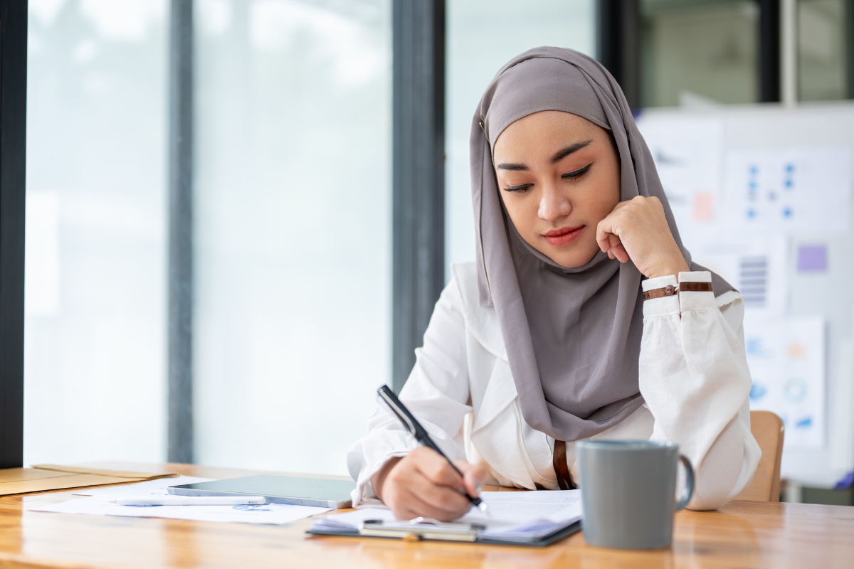 Kuwaiti student studying in a UK university
